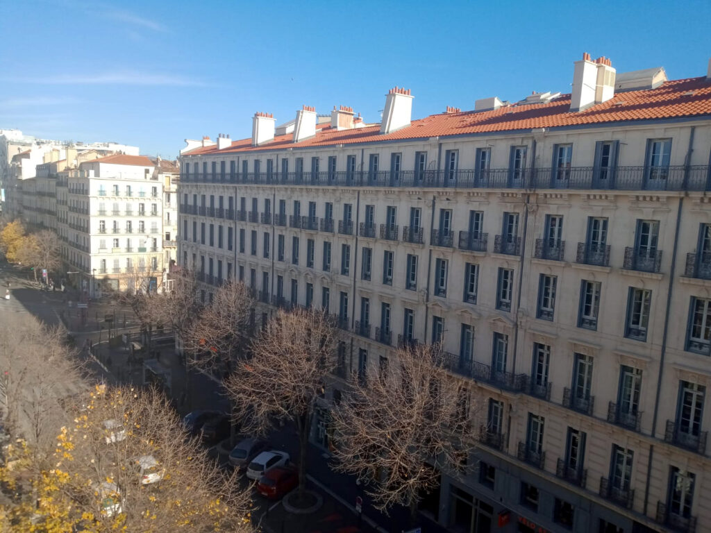 la vue de la fenêtre de ma chambre 1